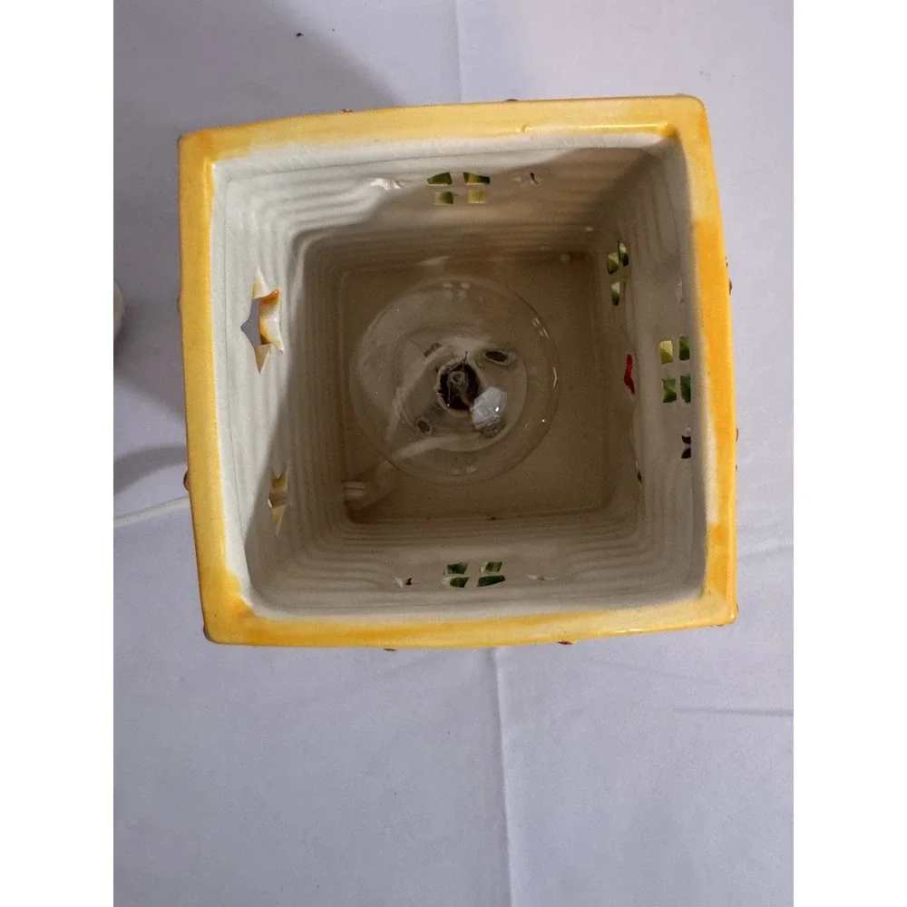 Vintage Ceramic Wax Warmer Christmas House Holiday Home Decor Plugs In Lights Up